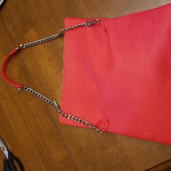 Express reddish bag with silver chain - Picture 4 of 8